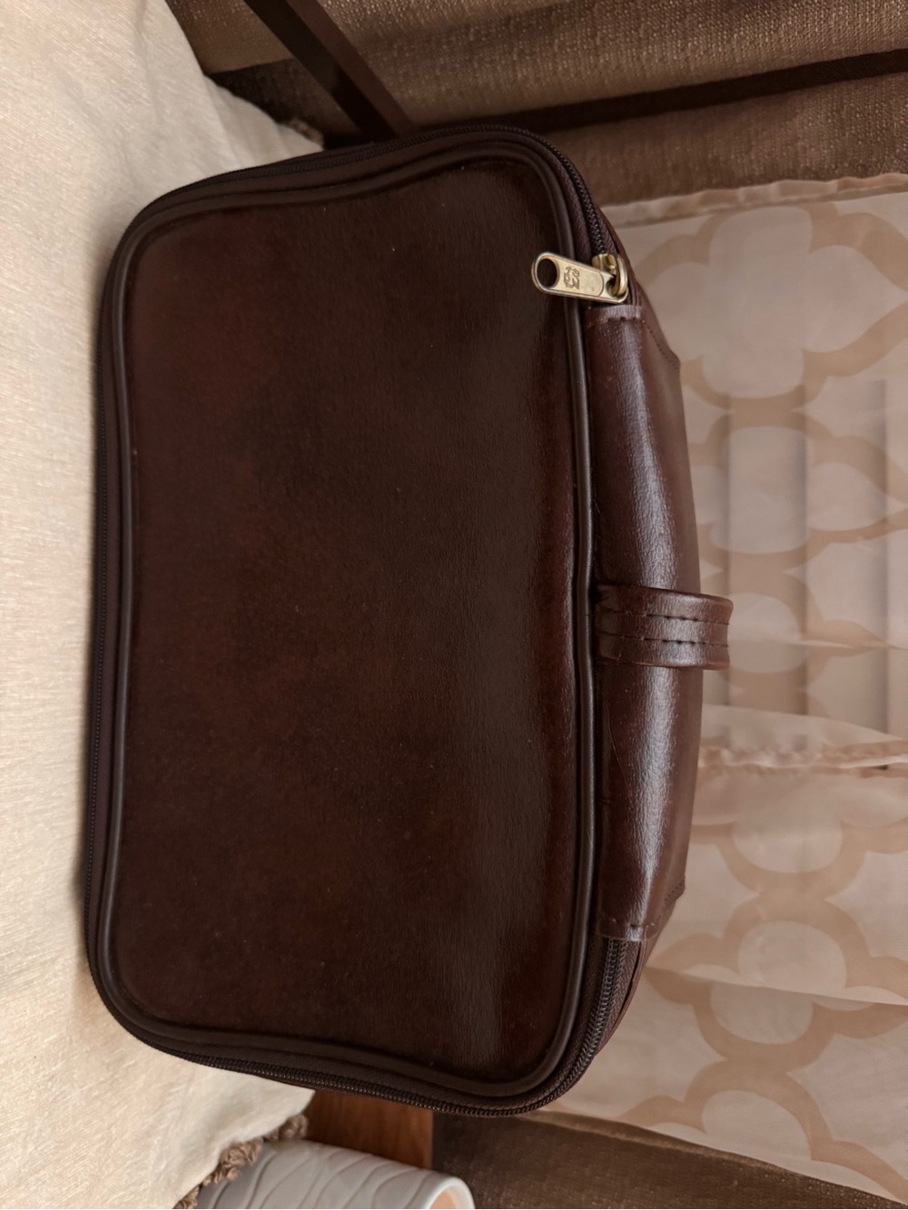 Vintage Men’s Pegasus Leather Toiletry Bag